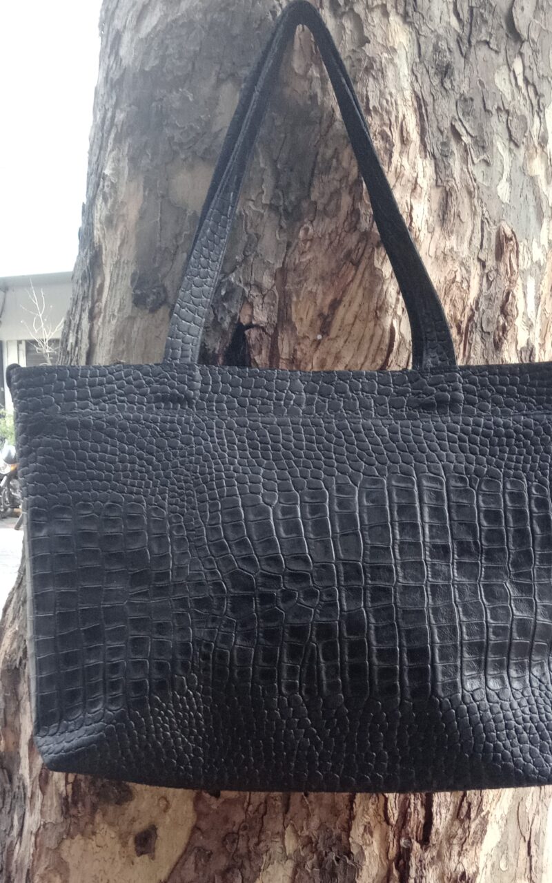 Cartera Basica Grande